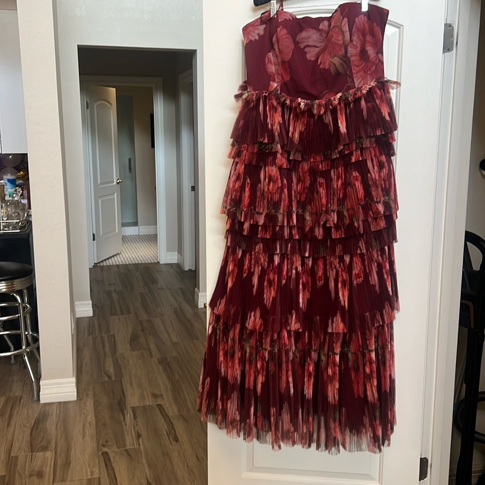 Hutch dress Nalina tiered floral tulle dress size 18W